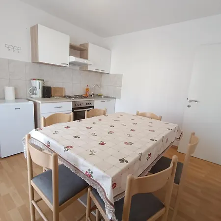 Guest house Jt *