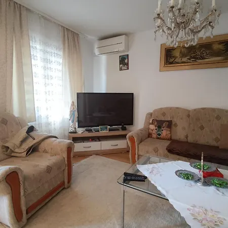 Jt Guest house